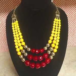 🐾 2 For $16 Garnet & Gold 3 Row Beaded Necklace